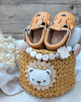 Crocheted basket "Lion"
