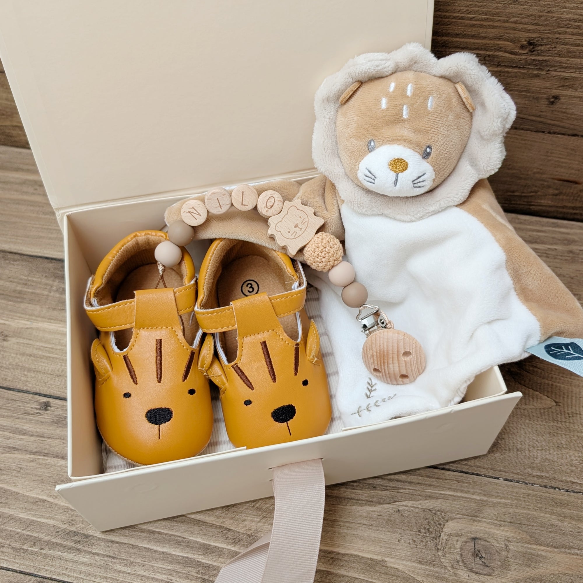 Gift Set "Lion" with Bodysuit