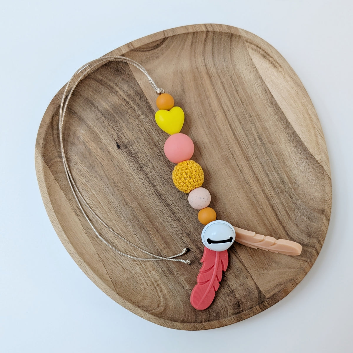 Pram / Maxicosi pendant "Colorful Feathers"